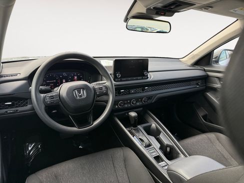 Certified 2025 Honda Accord SE image 15