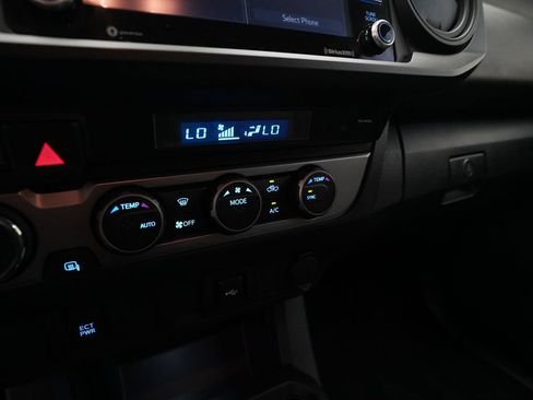 Used 2023 Toyota Tacoma SR AWD/4WD image 22