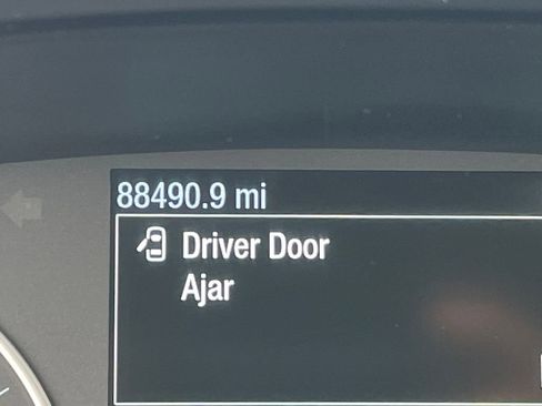 Used 2020 Ford EcoSport SES image 22