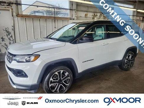Certified 2022 Jeep Compass Limited image 1