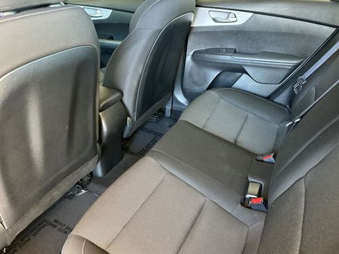 Used 2024 Kia Forte LXS image 4
