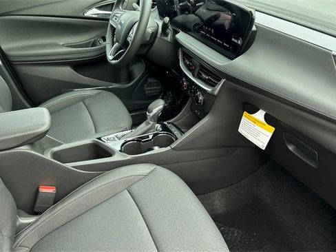 New 2026 Buick Encore GX Preferred image 17