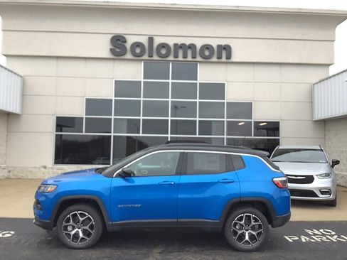 New 2026 Jeep Compass Limited image 1
