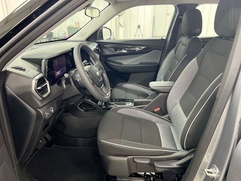 New 2026 Chevrolet TrailBlazer LS FWD image 19