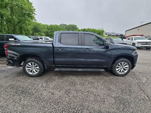 Used 2021 Chevrolet Silverado 1500 Custom AWD/4WD image 9