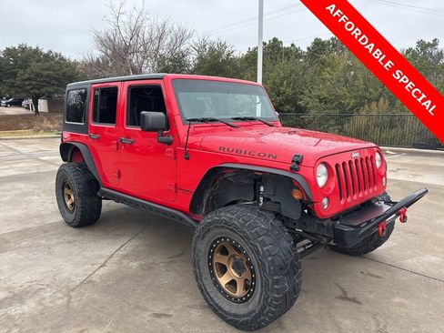 Used 2016 Jeep Wrangler Unlimited Rubicon w/ Connectivity Group image 3