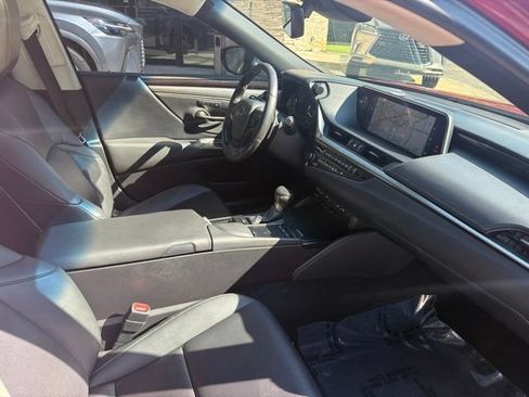 Used 2020 Lexus ES 350 w/ Premium Package FWD image 30