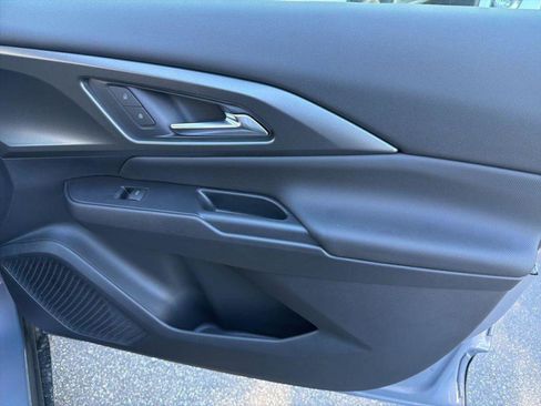 New 2026 Chevrolet Equinox EV LT FWD image 20
