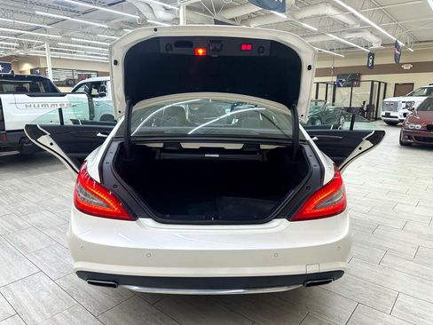 Used 2014 Mercedes-Benz CLS 550 4MATIC w/ Premium 1 Package image 12