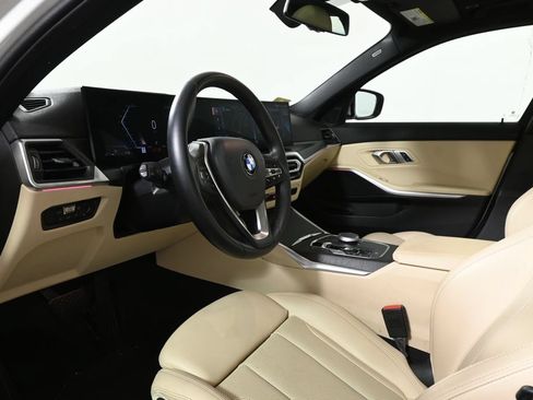 Used 2023 BMW 330i xDrive Sedan w/ Driving Assistance Package AWD/4WD image 4