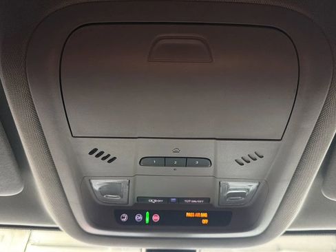 Used 2019 GMC Acadia SLT w/ LPO, Floor Liner Package FWD image 21