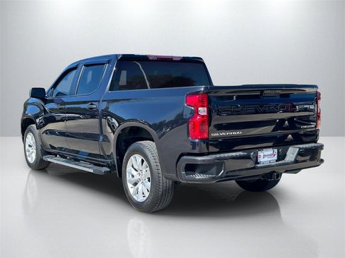 Used 2022 Chevrolet Silverado 1500 Custom image 7