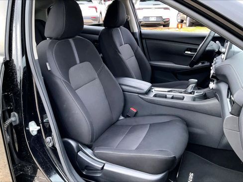 Used 2024 Nissan Sentra SV w/ All-Weather Package image 9