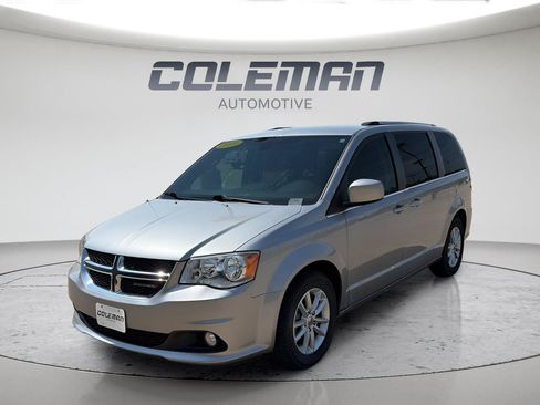 Used 2019 Dodge Grand Caravan SXT FWD image 1