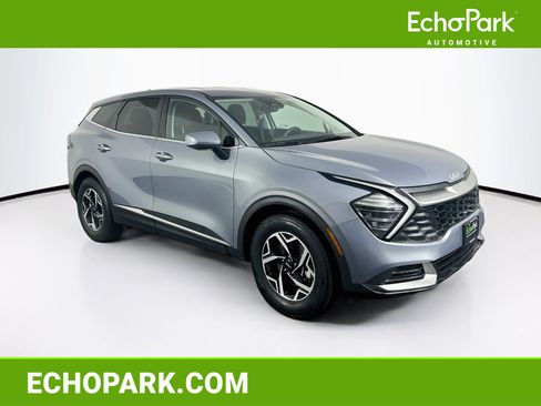 Used 2025 Kia Sportage LX FWD image 1