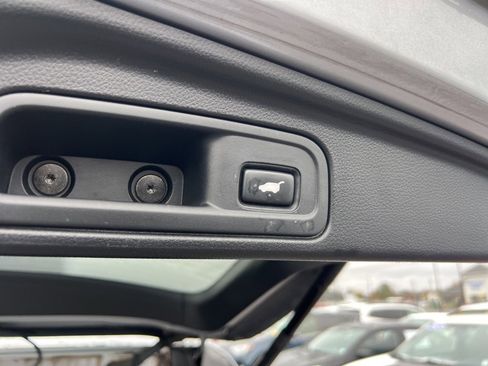 Used 2019 Honda Pilot Touring image 28