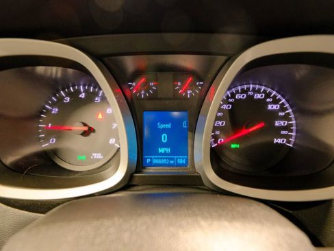 Used 2012 Chevrolet Equinox LTZ image 34