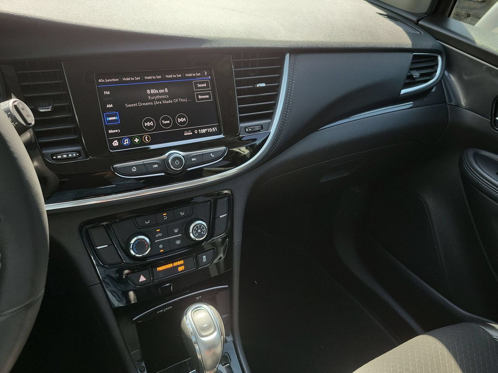 Used 2022 Buick Encore Preferred w/ Safety Package FWD image 13