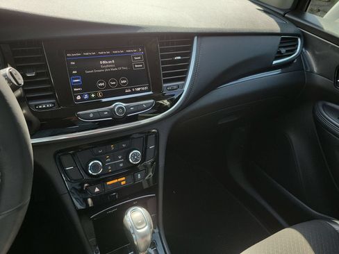 Used 2022 Buick Encore Preferred w/ Safety Package FWD image 13
