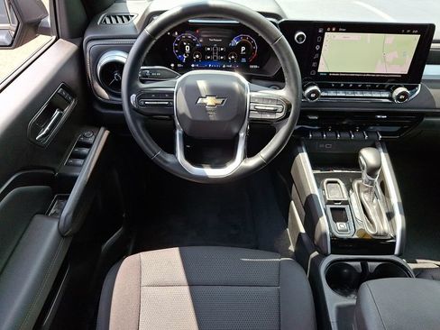 Used 2024 Chevrolet Colorado LT w/ LT Convenience Package II RWD image 12