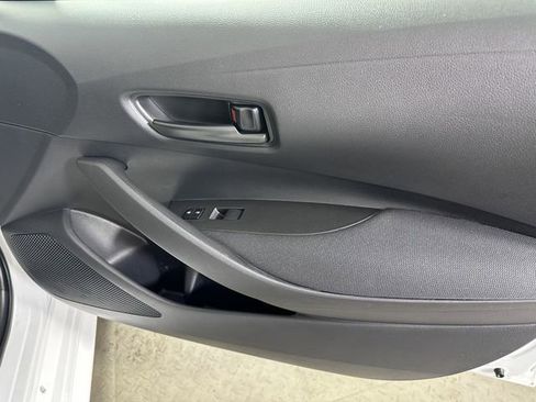 Used 2024 Toyota Corolla LE FWD image 9