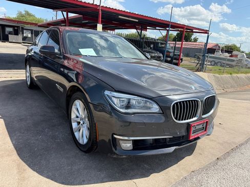 Used 2015 BMW 740i RWD image 10