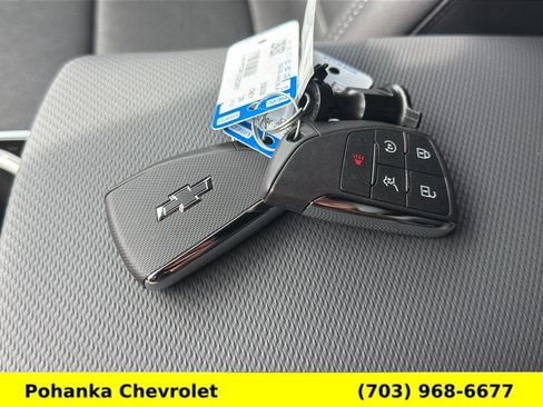 New 2026 Chevrolet Equinox LT w/ Convenience Package II AWD/4WD image 31