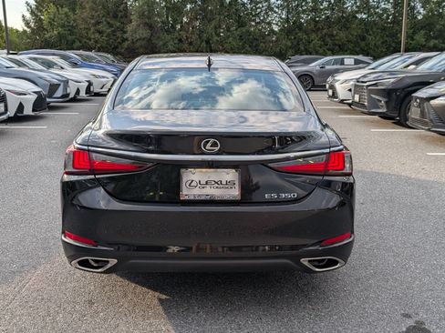 Used 2025 Lexus ES 350 w/ Premium Package FWD image 4