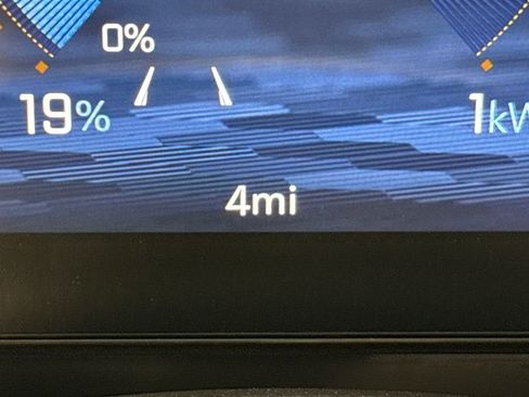 New 2026 Chevrolet Equinox EV LT AWD/4WD image 9