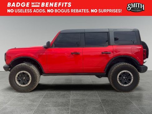 Used 2022 Ford Bronco Black Diamond w/ Sasquatch Package AWD/4WD image 5
