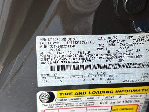 Used 2025 Lincoln Navigator L Black Label image 31