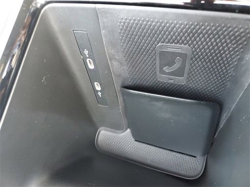 Certified 2023 Volkswagen ID.4 Pro S image 21