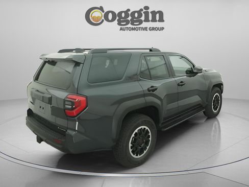 New 2026 Toyota 4Runner TRD Off-Road Premium AWD/4WD image 18