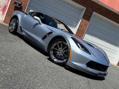 Used 2017 Chevrolet Corvette Grand Sport RWD image 33