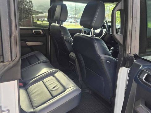 Used 2023 Ford Bronco Outer Banks AWD/4WD image 10