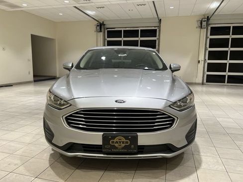 Used 2020 Ford Fusion SE FWD image 8