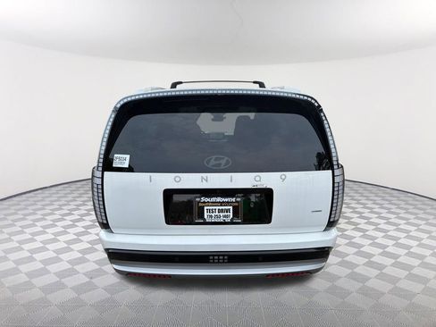 New 2026 Hyundai Ioniq 9 Limited image 6