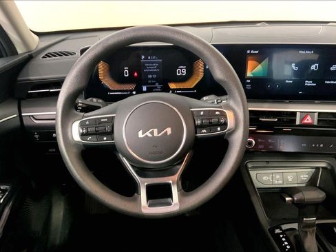 Used 2025 Kia K5 LXS FWD image 6