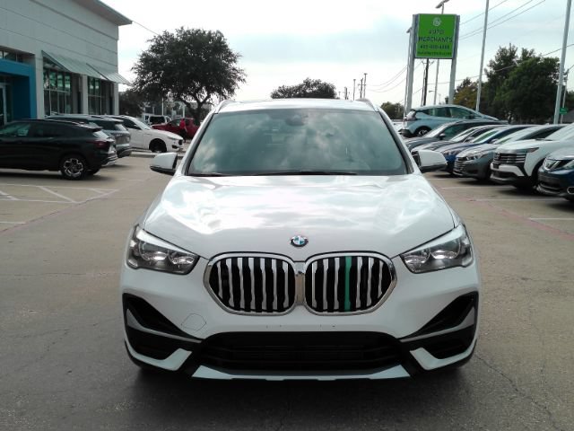 Used 2021 BMW X1 sDrive28i w/ Convenience Package FWD image 3