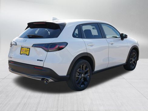 Used 2025 Honda HR-V Sport image 7