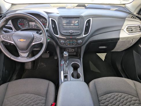 Used 2018 Chevrolet Equinox LT FWD image 14