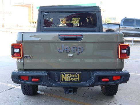 Used 2020 Jeep Gladiator Rubicon image 13