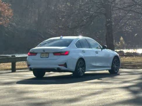 Used 2020 BMW 330i xDrive Sedan w/ Premium Package image 7