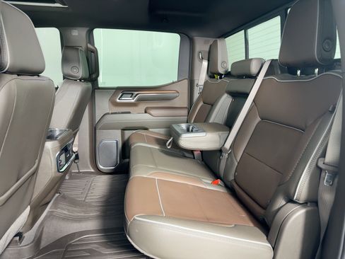 Used 2024 GMC Sierra 1500 Denali w/ Denali Reserve Package image 13