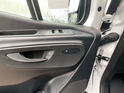 New 2024 Mercedes-Benz Sprinter 2500 w/ Acoustic Package image 20