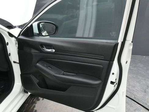 Used 2021 Nissan Altima 2.5 S image 9