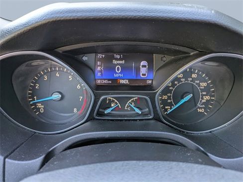 Used 2016 Ford Focus SE w/ Reverse Sensing Package image 27