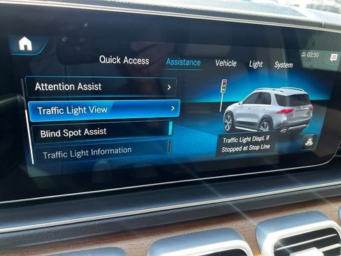 Used 2021 Mercedes-Benz GLE 350 4MATIC w/ Premium Package image 45