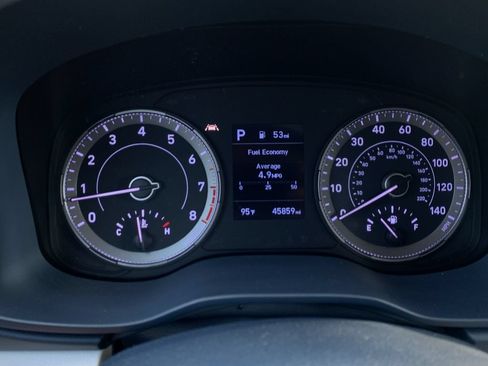 Certified 2022 Hyundai Venue Limited FWD image 28
