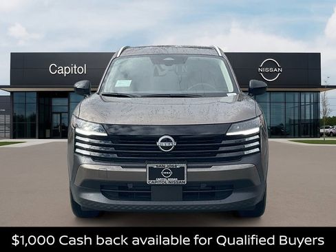 New 2026 Nissan Kicks SV image 2